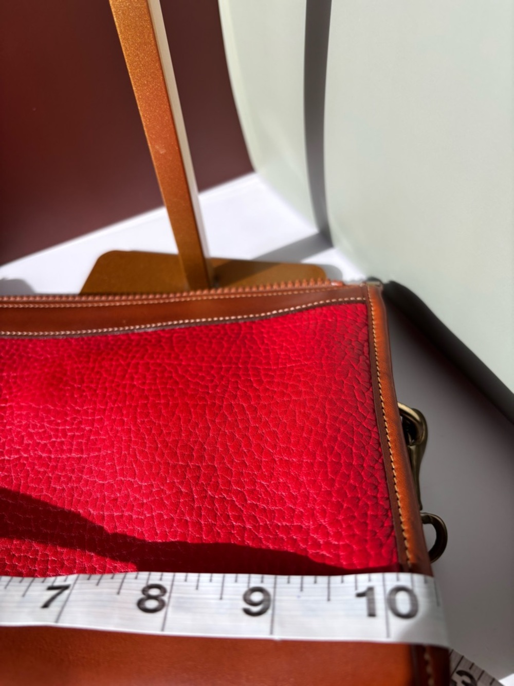 DOONEY & BOURKE Vintage 80’s AWL Red and Tan Leather Crossbody Bag - Picture 6 of 7